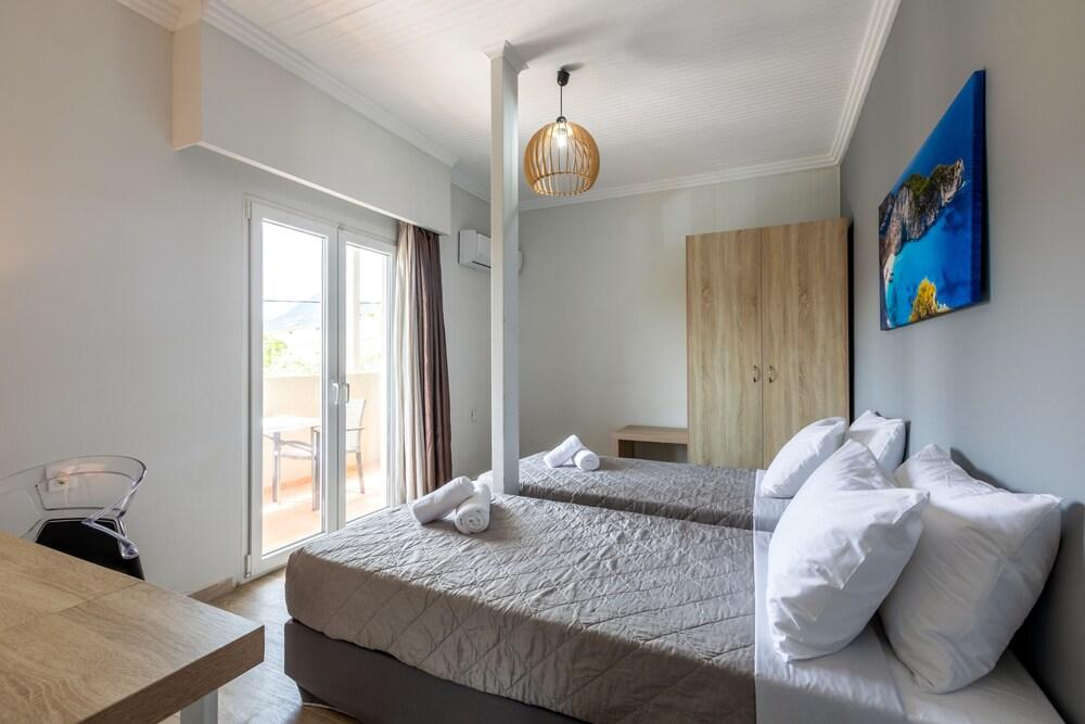 Arkadianos Aparthotel Agios Sostis  Zewnętrze zdjęcie